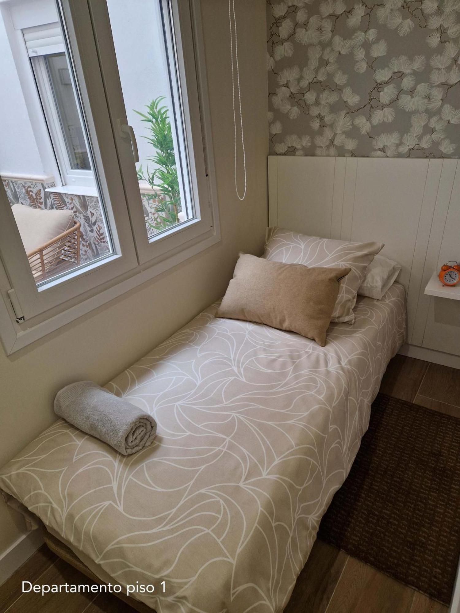 מאלגה Virgen De Gracia Apartments חדר תמונה